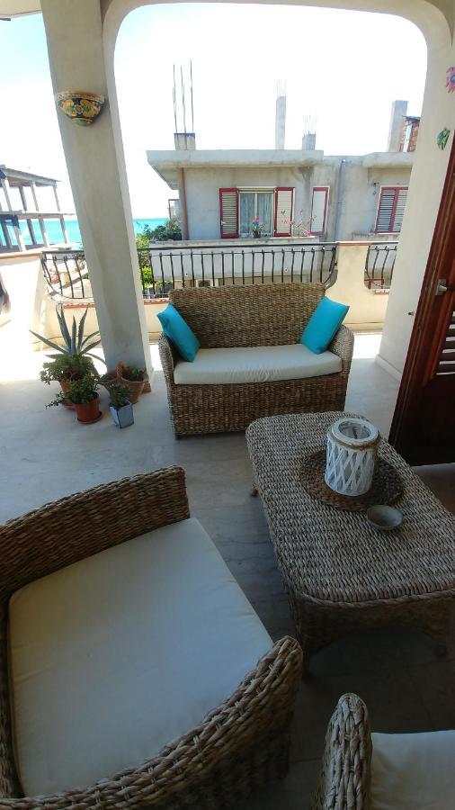 B&B Nereidi Melito Di Porto Salvo Exterior foto